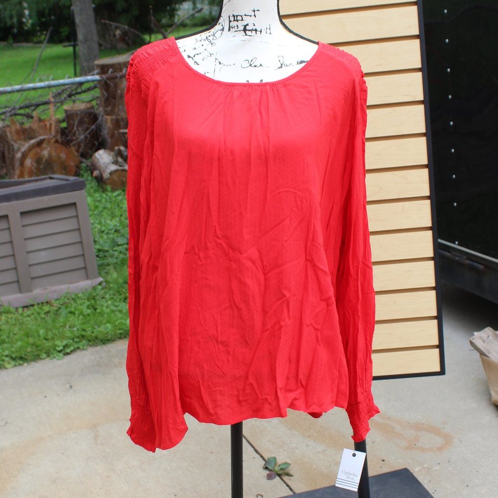 Ophelia Roe Btn Front Texture Top